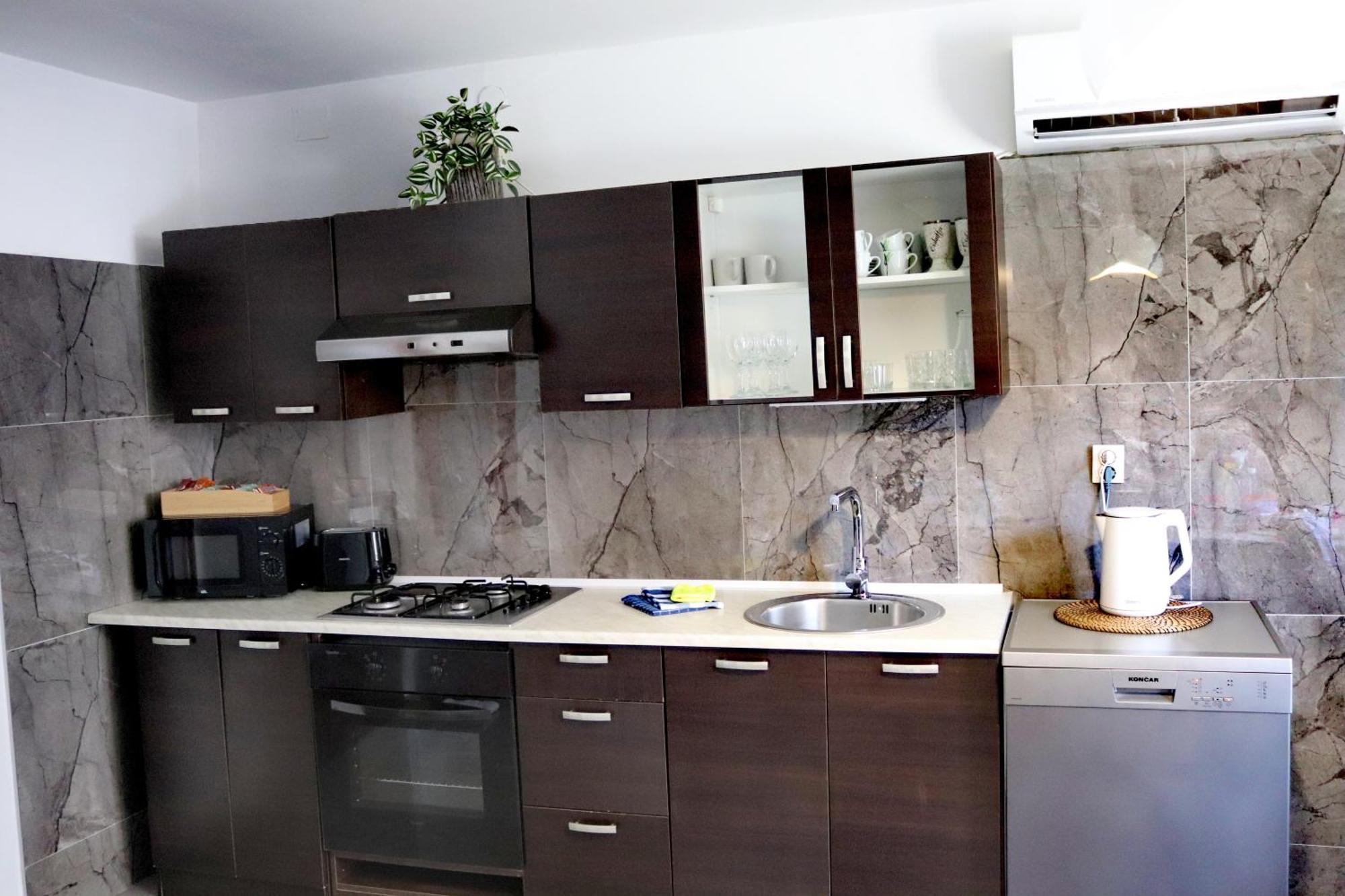 Studio Apartman Planb, Self Check In 奥西耶克 外观 照片